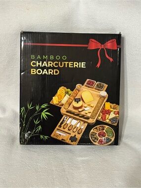 BAMBOO Charcuterie Board with Serving Tools - Natural Wood